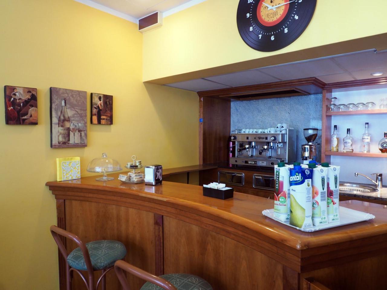 Hotel Select SantʼIlario dʼEnza Dış mekan fotoğraf